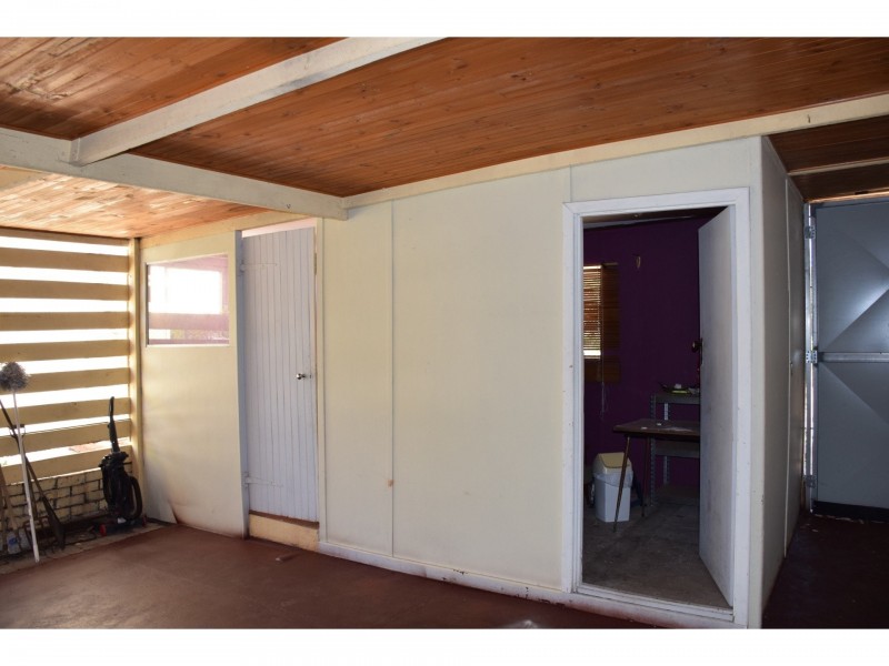 18 Albany Highway, Mount Barker WA 6324