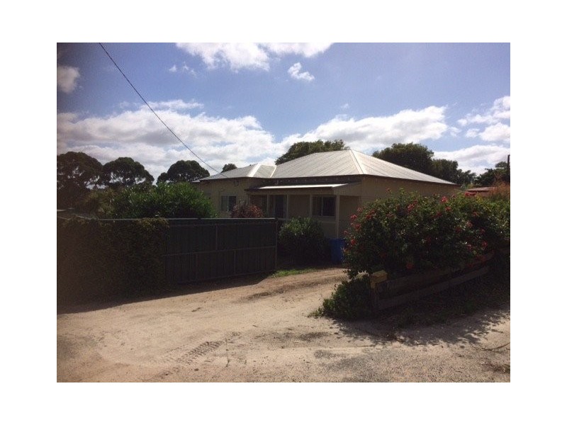 18 Albany Highway, Mount Barker WA 6324