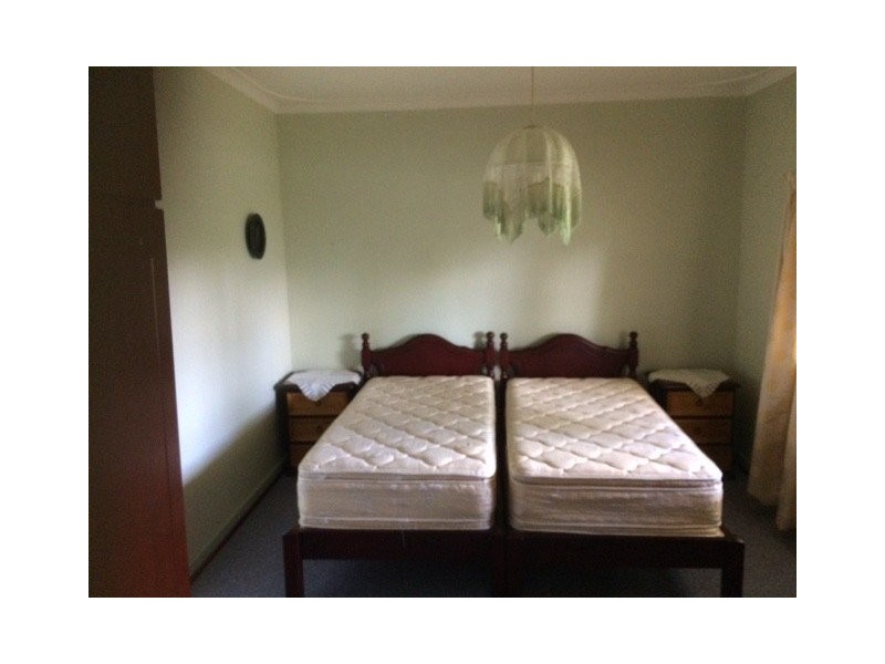 18 Albany Highway, Mount Barker WA 6324