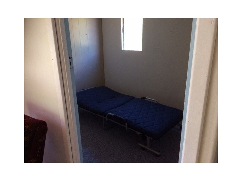 18 Albany Highway, Mount Barker WA 6324