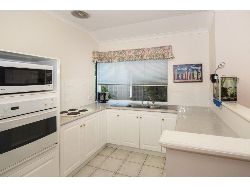 2 Casuarina Drive, Geographe WA 6280