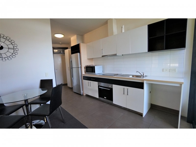 16/6 Points Way, Cockburn Central WA 6164