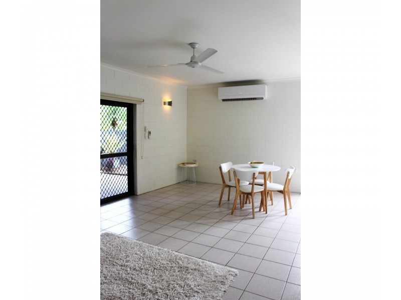 16 Lenora Close, Woree QLD 4868