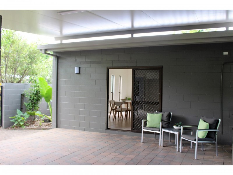 16 Lenora Close, Woree QLD 4868