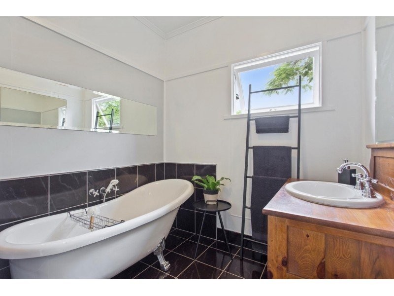 33-35 Lamington Terrace, Nambour QLD 4560