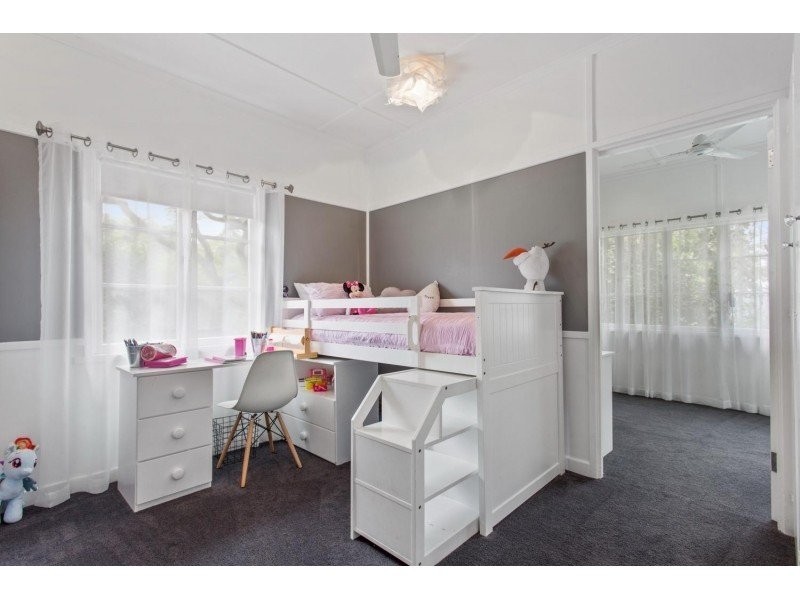 33-35 Lamington Terrace, Nambour QLD 4560