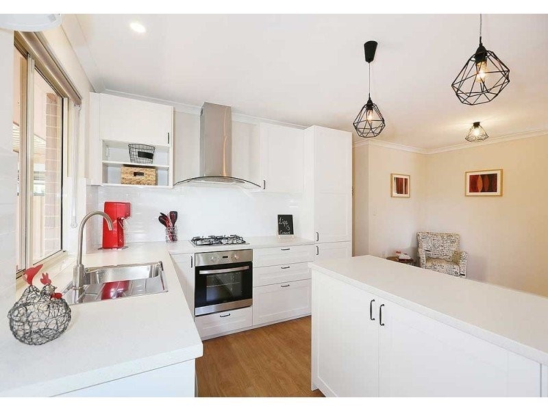 5 Woodhouse Circuit, Canning Vale WA 6155