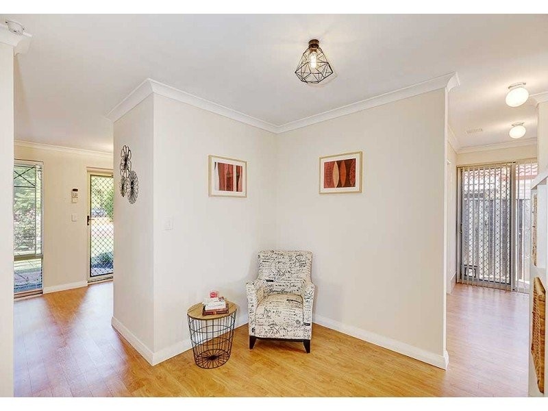 5 Woodhouse Circuit, Canning Vale WA 6155