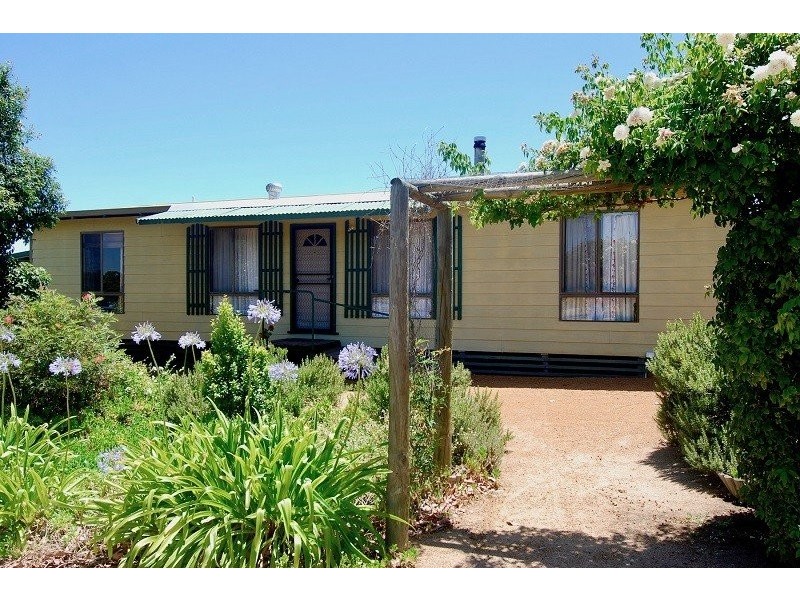 52 Raglan Street, Pingelly WA 6308