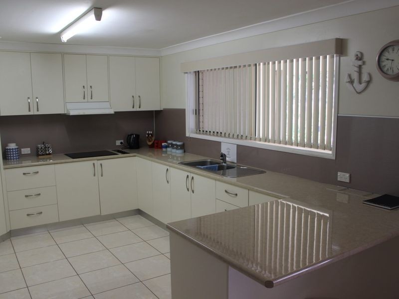 82 Riverview Drive, Burrum Heads QLD 4659