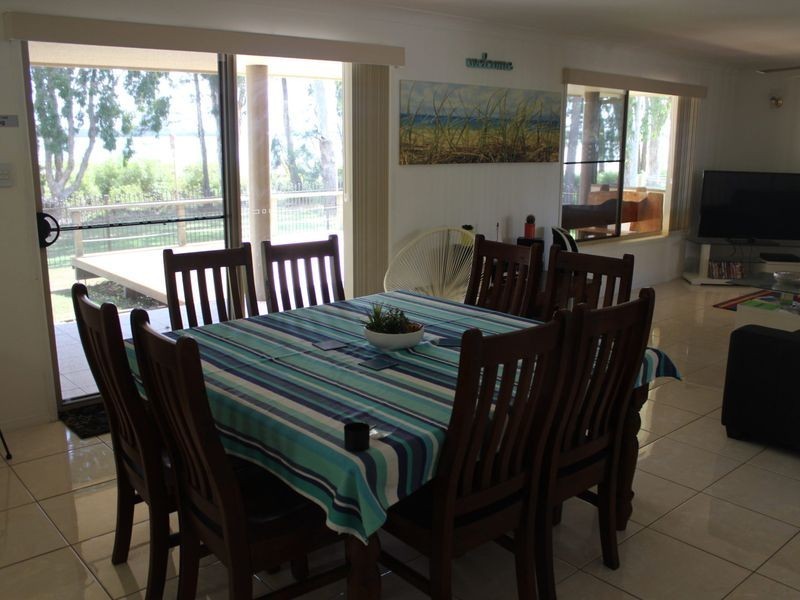 82 Riverview Drive, Burrum Heads QLD 4659