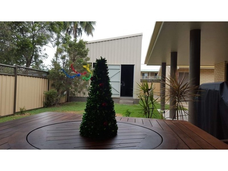 82 Riverview Drive, Burrum Heads QLD 4659