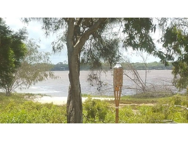 82 Riverview Drive, Burrum Heads QLD 4659