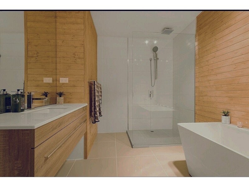 12 Lein Court, Highton VIC 3216