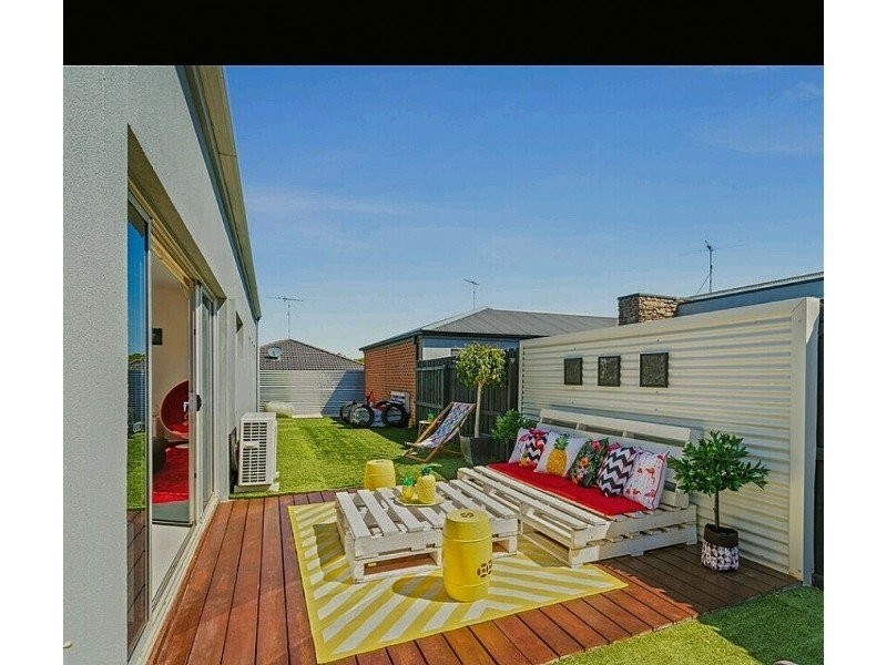 12 Lein Court, Highton VIC 3216