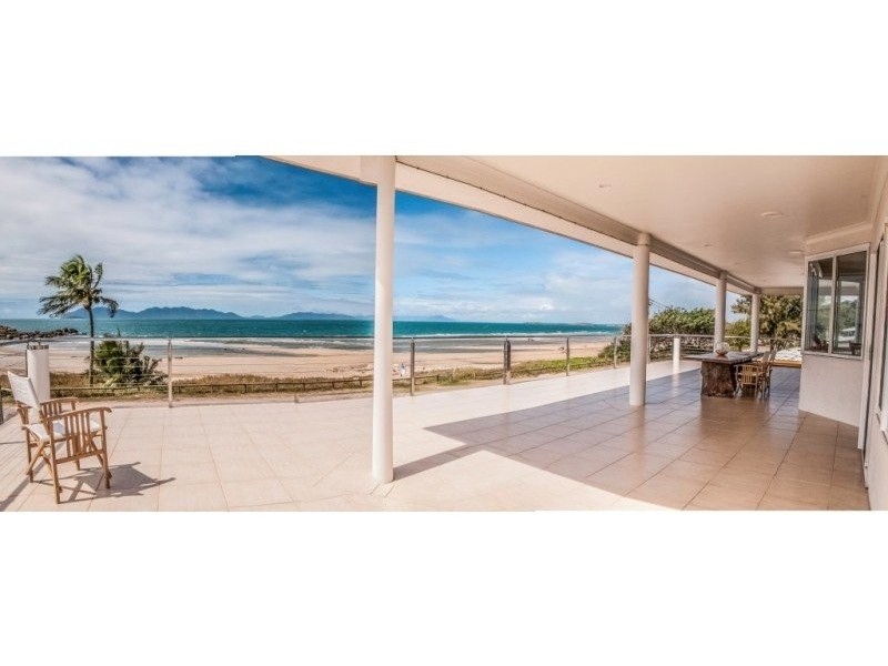 15 Bluewater Parade, Bowen QLD 4805