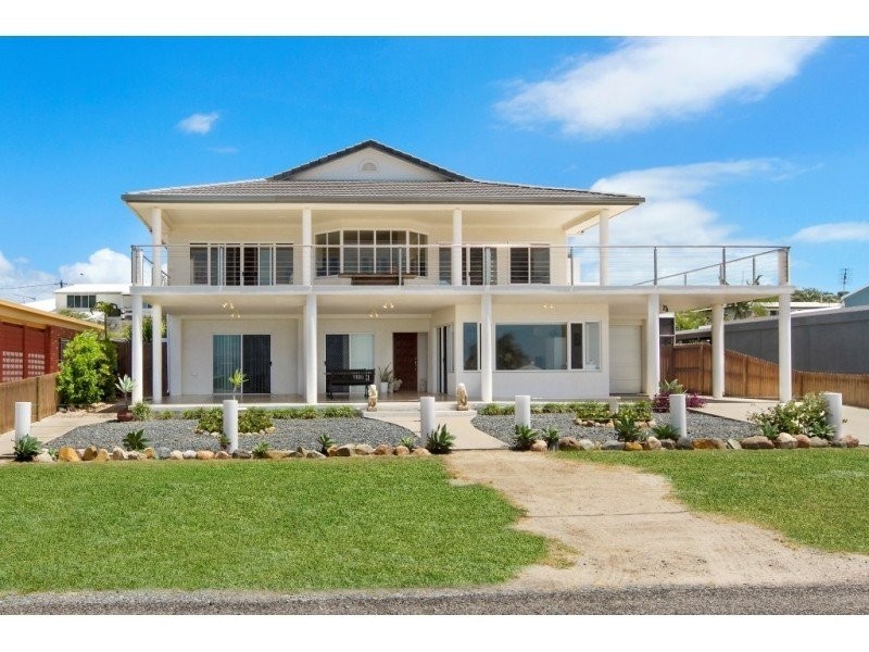 15 Bluewater Parade, Bowen QLD 4805