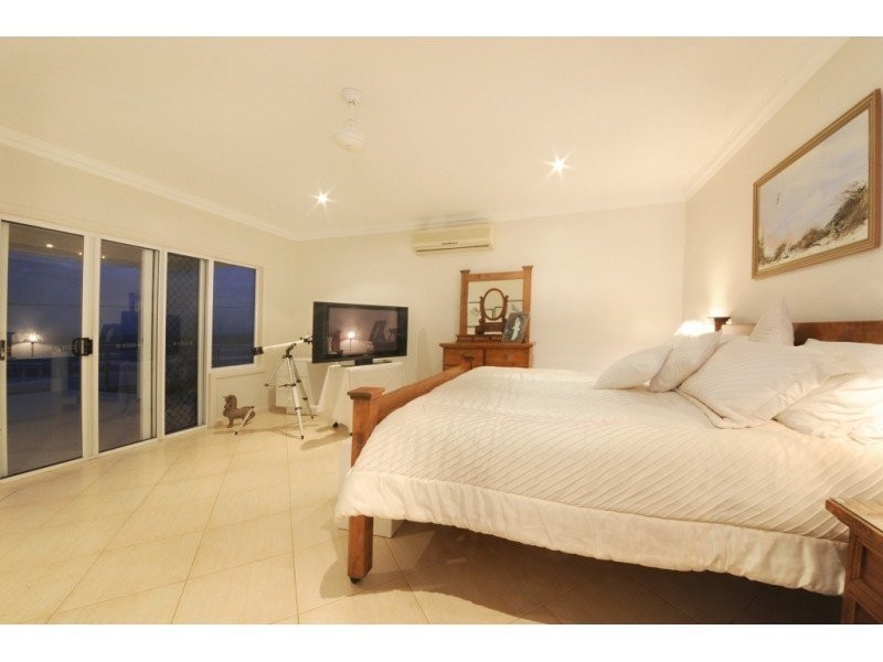 15 Bluewater Parade, Bowen QLD 4805