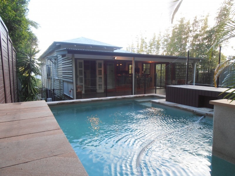 22 Noble Street, Camp Hill QLD 4152