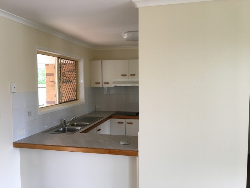 4/19A Dudleigh Street, Booval QLD 4304