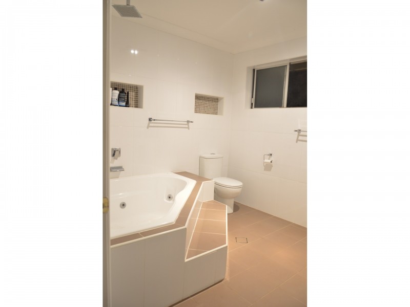 5 Milne Street, Tahmoor NSW 2573