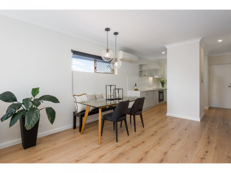 3/19 Miles Street, Hawthorne QLD 4171