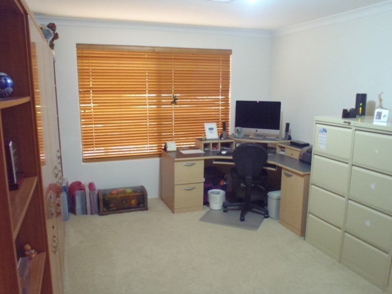 3 Keast Way, Bedfordale WA 6112