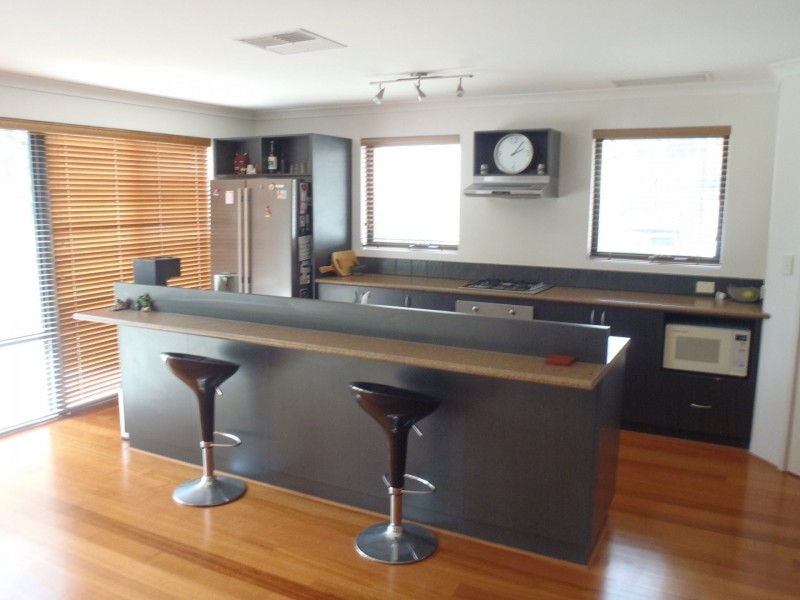 3 Keast Way, Bedfordale WA 6112