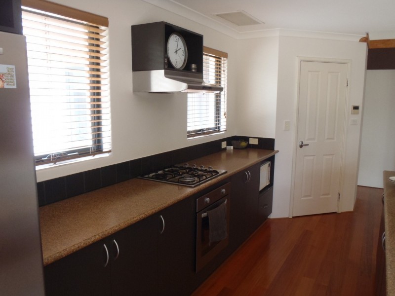 3 Keast Way, Bedfordale WA 6112