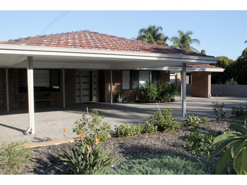 59 Grenadier Drive, Thornlie WA 6108