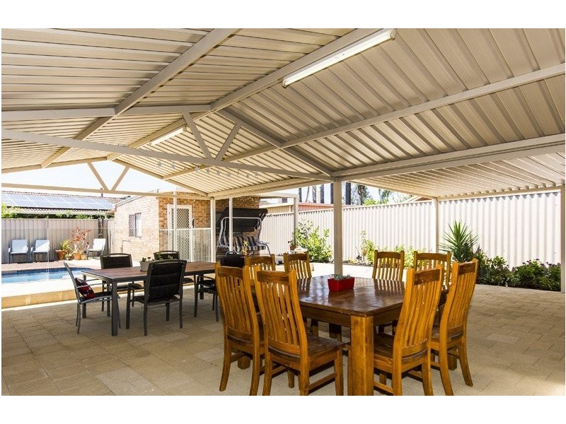 59 Grenadier Drive, Thornlie WA 6108