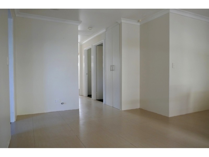 29 Reveley Close, Seville Grove WA 6112