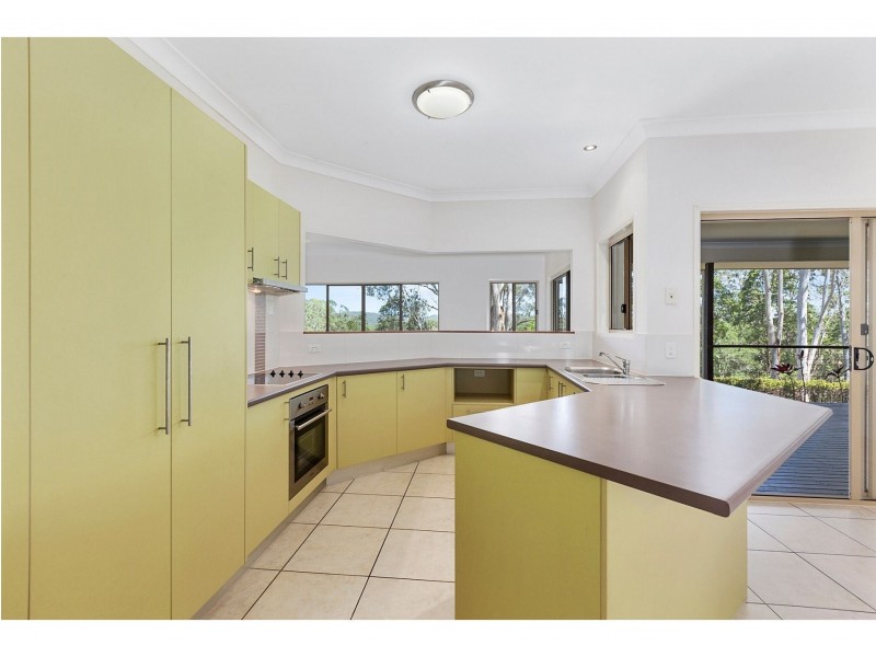 20 Panavista Court, Doonan QLD 4562
