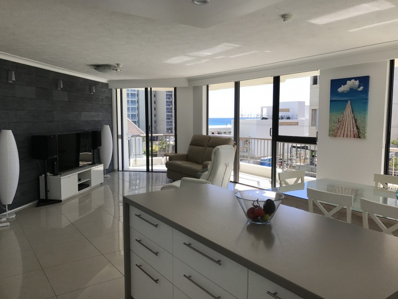 10/3576 Main Beach Parade, Main Beach QLD 4217