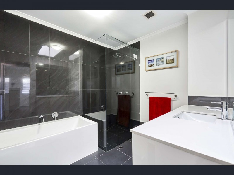 3/841 Old Cleveland Road, Carina QLD 4152