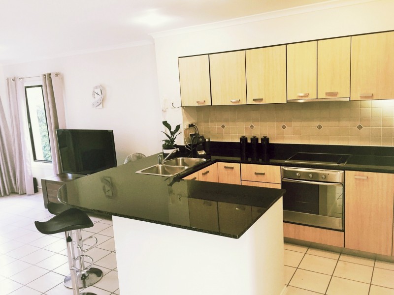 8896 Magnolia Drive East, Hope Island QLD 4212