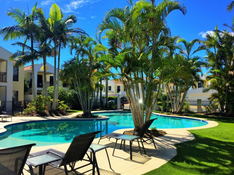 8896 Magnolia Drive East, Hope Island QLD 4212