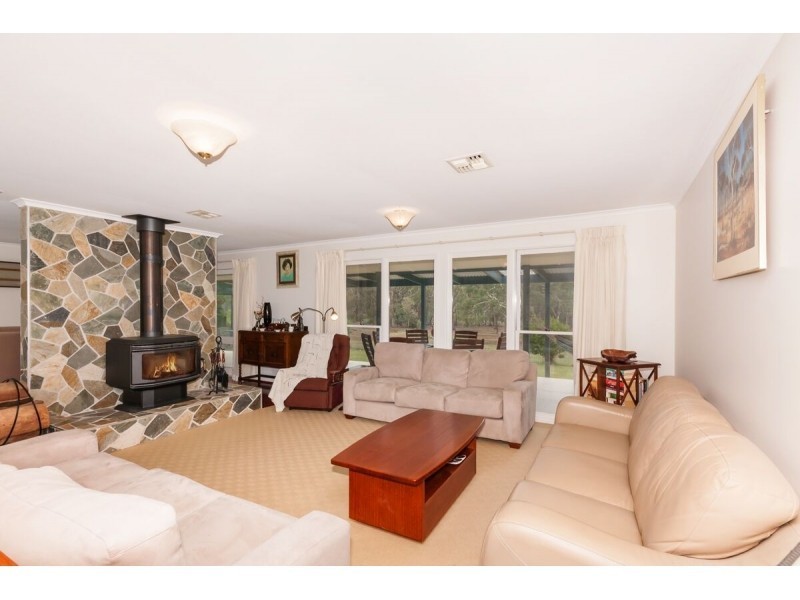 132 Poppet Road, Wamboin NSW 2620