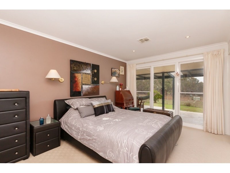 132 Poppet Road, Wamboin NSW 2620