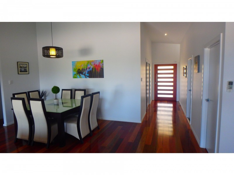 8 Rosewood Street, Taranganba QLD 4703