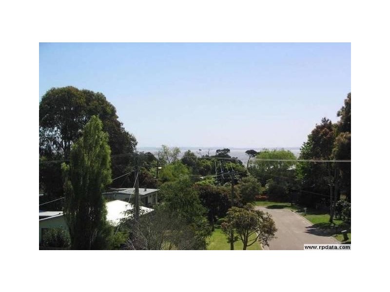 32 Stewart Street, Grantville VIC 3984
