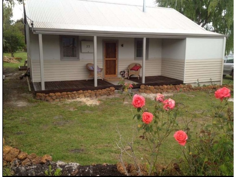 35 Ocean Beach Road, Denmark WA 6333