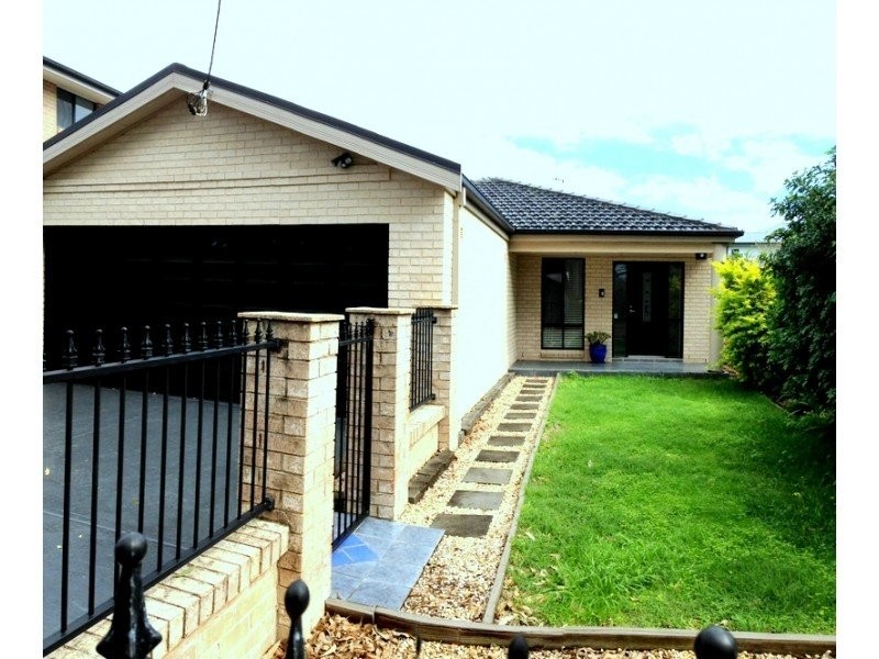 9 Coolabah Street, Ettalong Beach NSW 2257