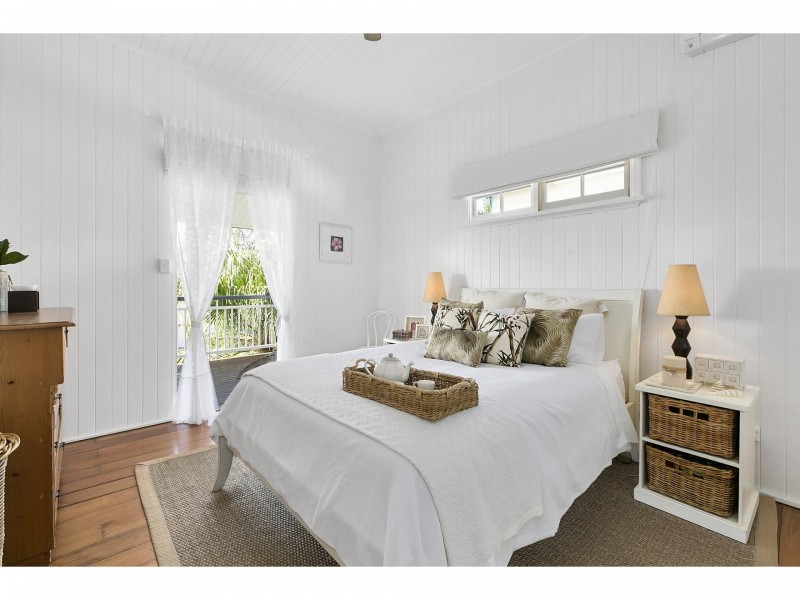 61 Kingsley Terrace, Wynnum QLD 4178