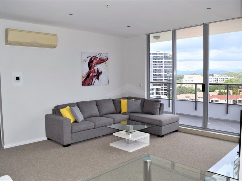 1114/3 Como Crescent, Southport QLD 4215