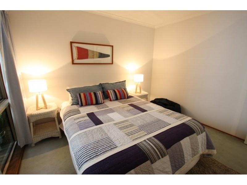 21 Church Road, Bellbowrie QLD 4070