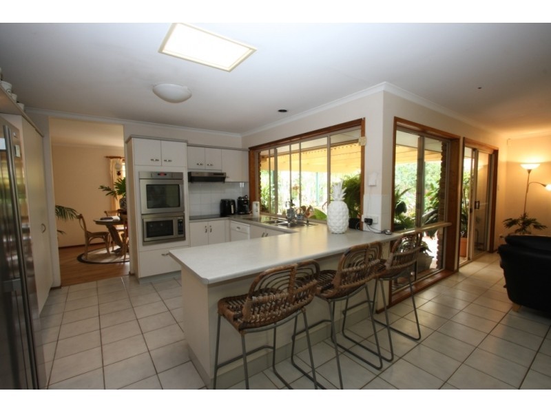 21 Church Road, Bellbowrie QLD 4070