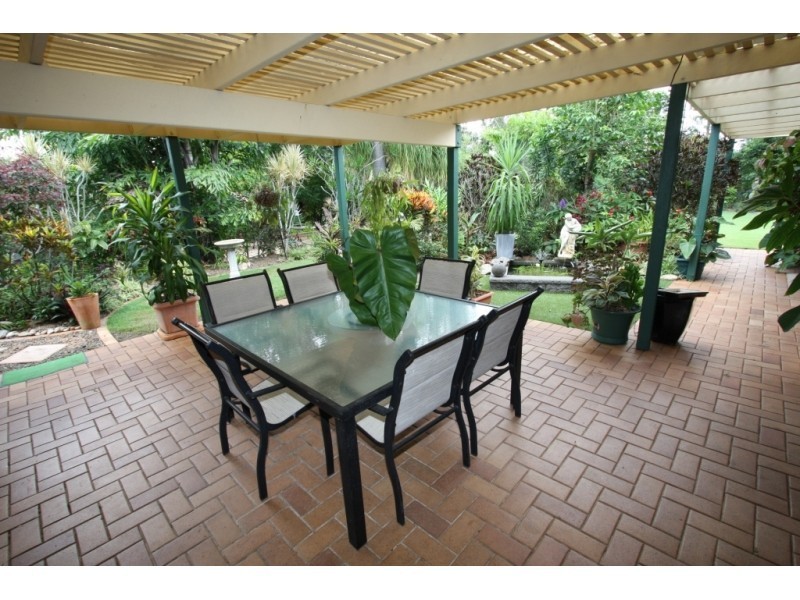 21 Church Road, Bellbowrie QLD 4070