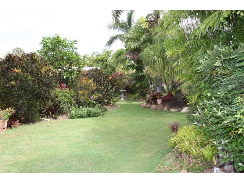 21 Church Road, Bellbowrie QLD 4070