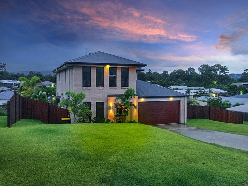 12 Viv Hull Avenue, Eumundi QLD 4562